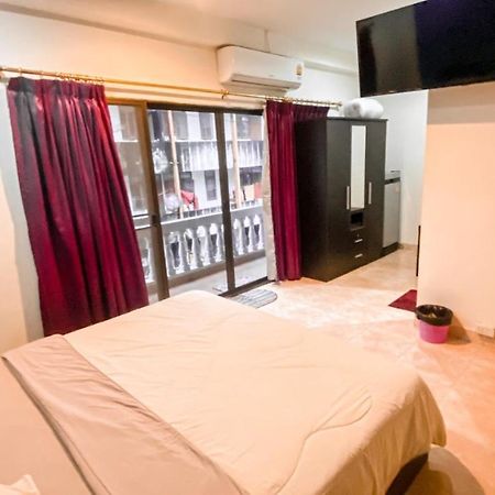 Hotel Retox Game On Pattaya Exteriér fotografie
