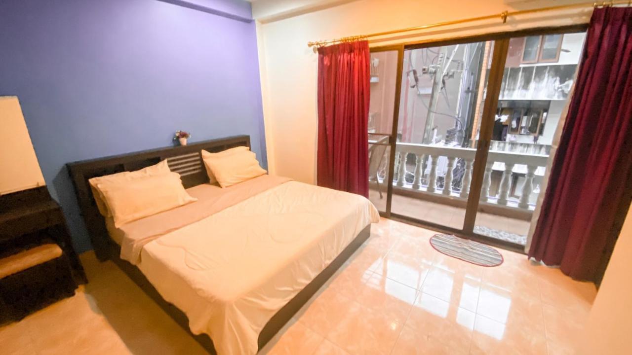 Hotel Retox Game On Pattaya Exteriér fotografie