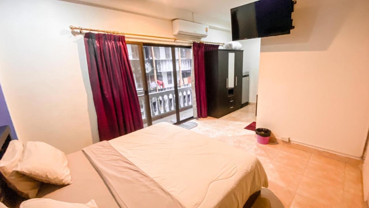 Hotel Retox Game On Pattaya Exteriér fotografie