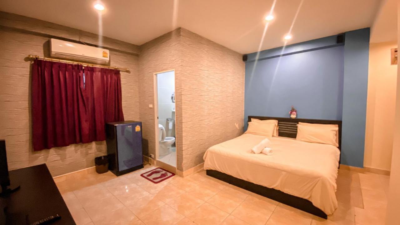 Hotel Retox Game On Pattaya Exteriér fotografie