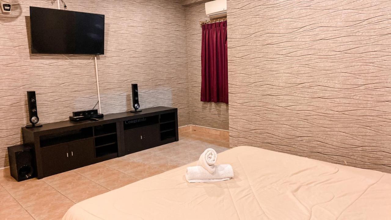 Hotel Retox Game On Pattaya Exteriér fotografie