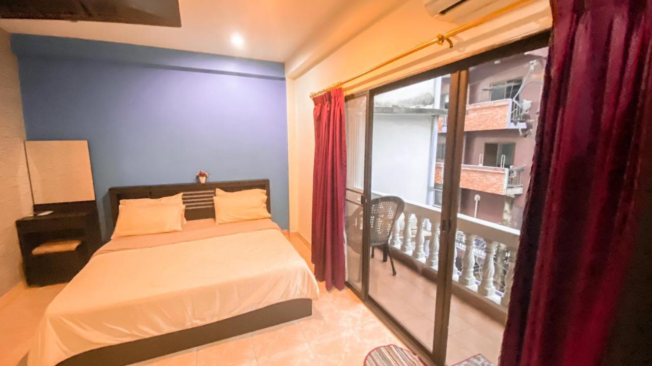Hotel Retox Game On Pattaya Exteriér fotografie