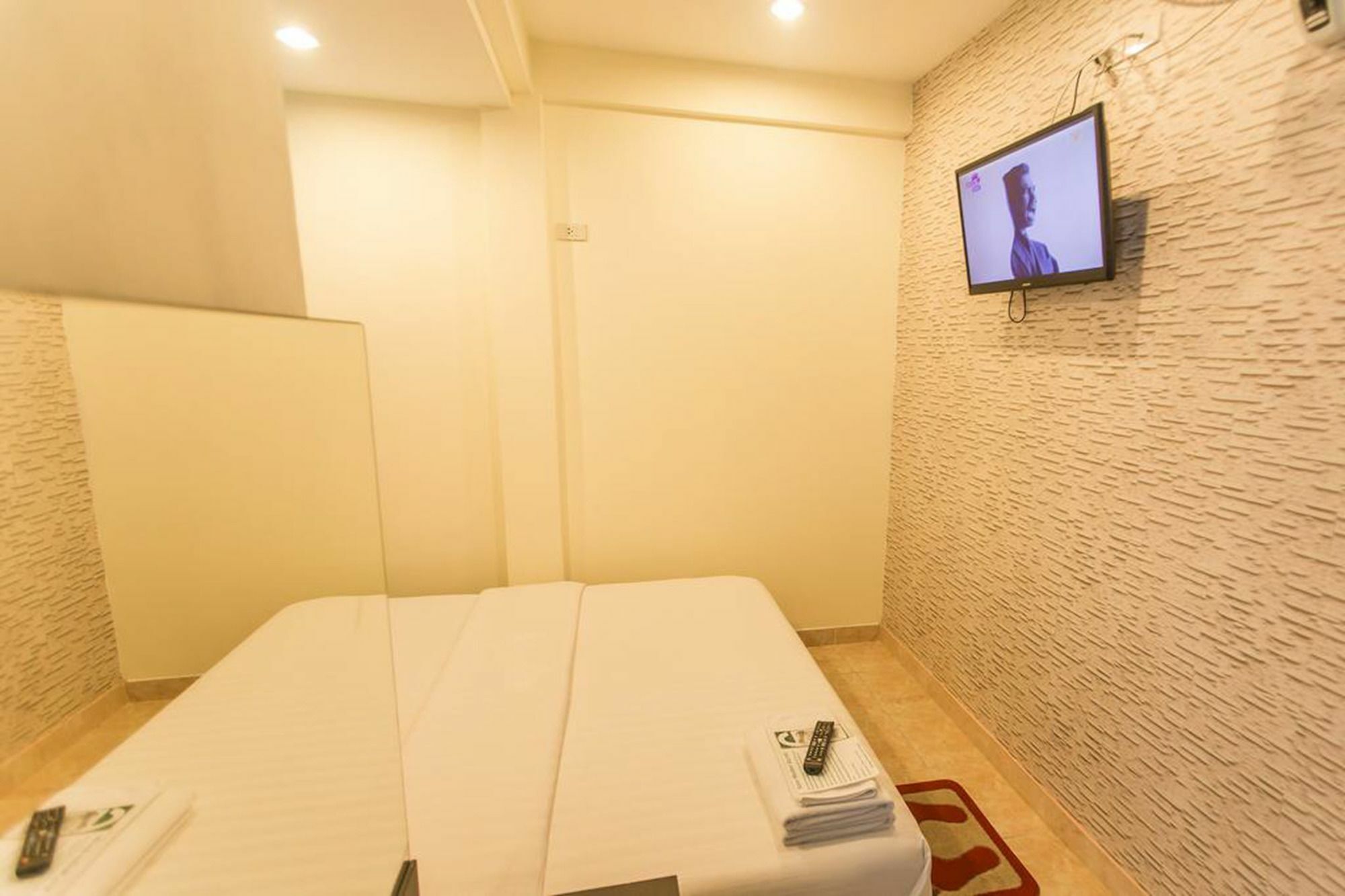 Hotel Retox Game On Pattaya Exteriér fotografie